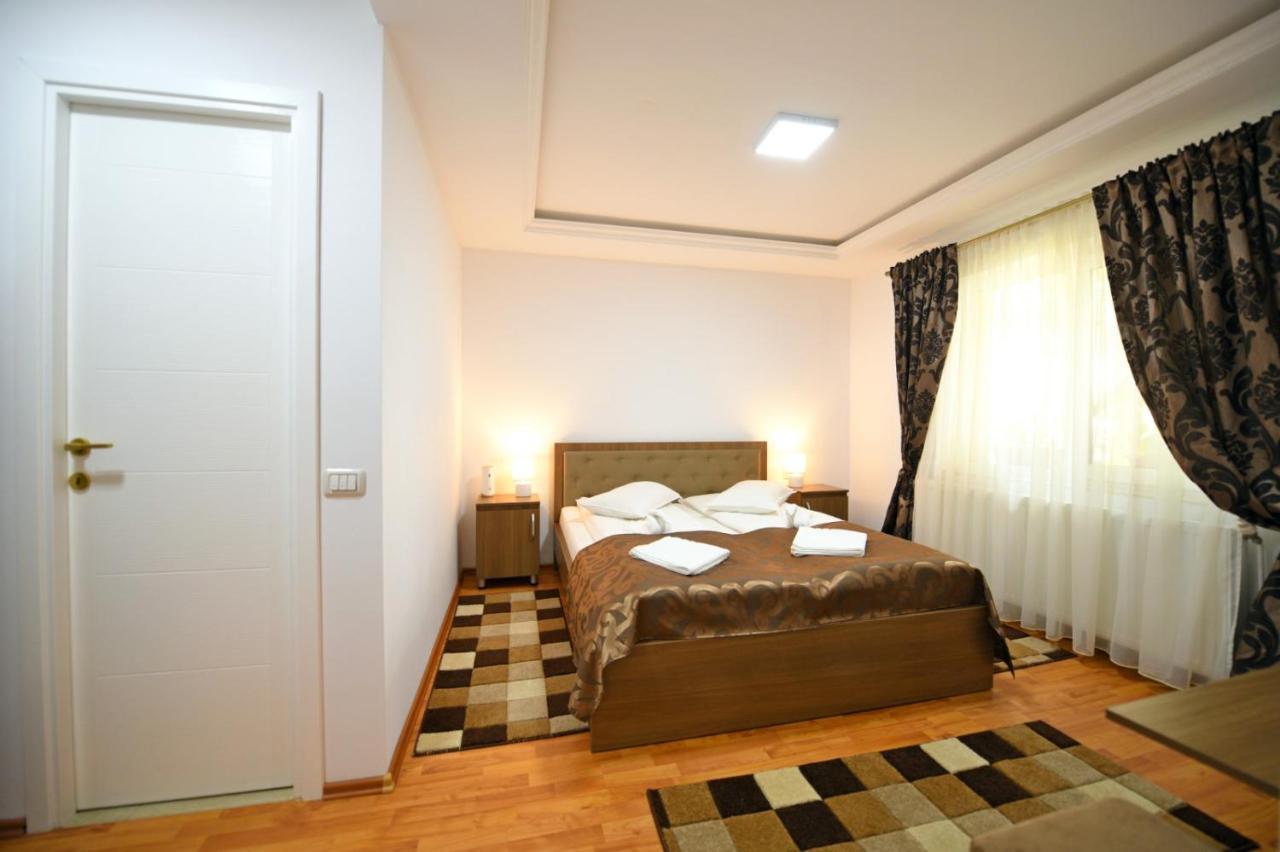 HaţegCasa Mirandre公寓 外观 照片